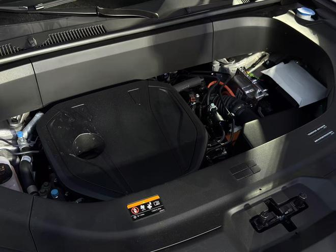 吉利银河M9将于9月17日上市不朽情缘试玩版预售1938万起(图3) 吉利银河M9将于9月17日上市不朽情缘试玩版预售1938万起(图3)